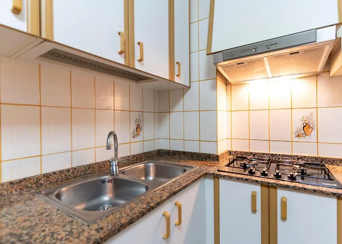 Rentafive - Ascensor - Aa - Centro Apartman